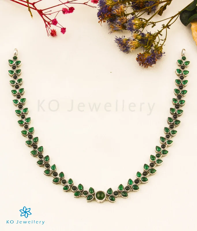 beautiful gemstone necklaces for women -trendy layered necklaces for women -The Aroha Silver Kempu Necklace (Green/Oxidised)