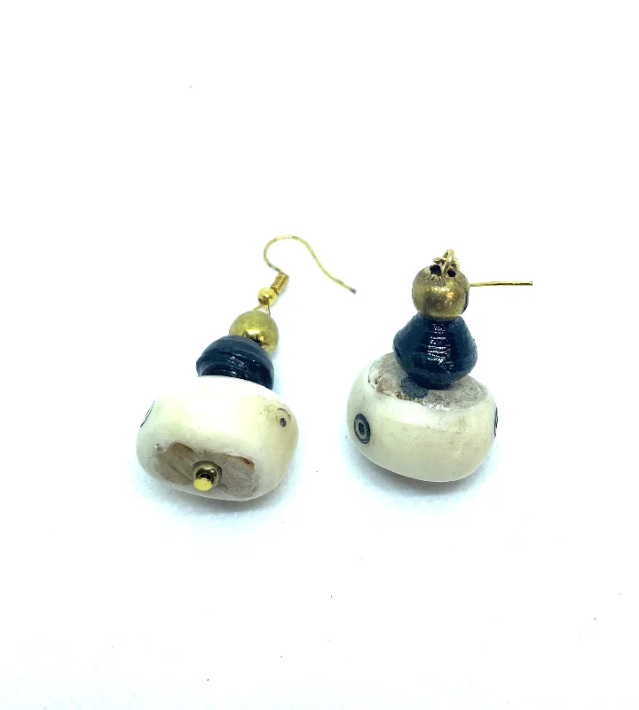 women’s custom earrings -women’s custom earrings -Bone & Black Paper Bead Earrings