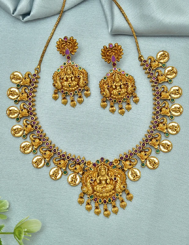 handcrafted necklaces for women -luxury gemstone necklaces for women -Designer Kasu Lakshmi Devi Kempu Necklace Set