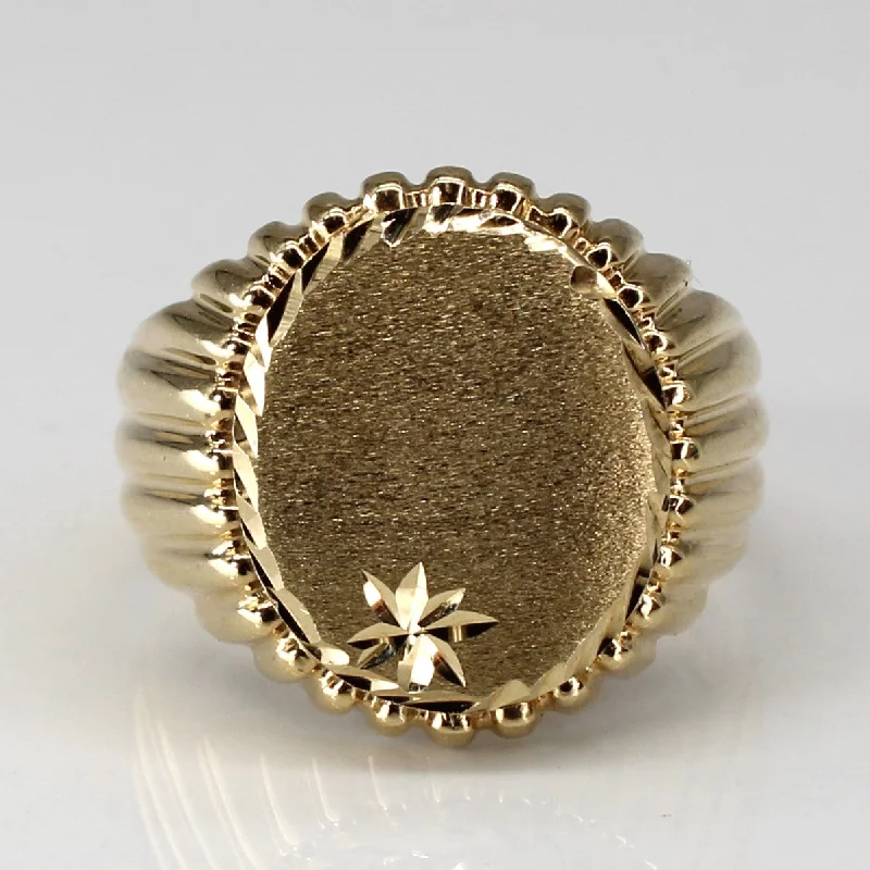 custom gold rings -Yellow Gold Signet Ring | SZ 9.5 |