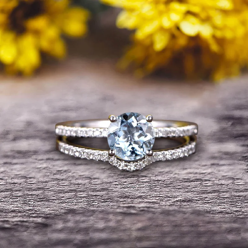 vintage-inspired engagement rings -vintage-inspired engagement rings -1.50 Carat Round Cut Aquamarine Engagement Ring On 10k White Gold With Wedding Band