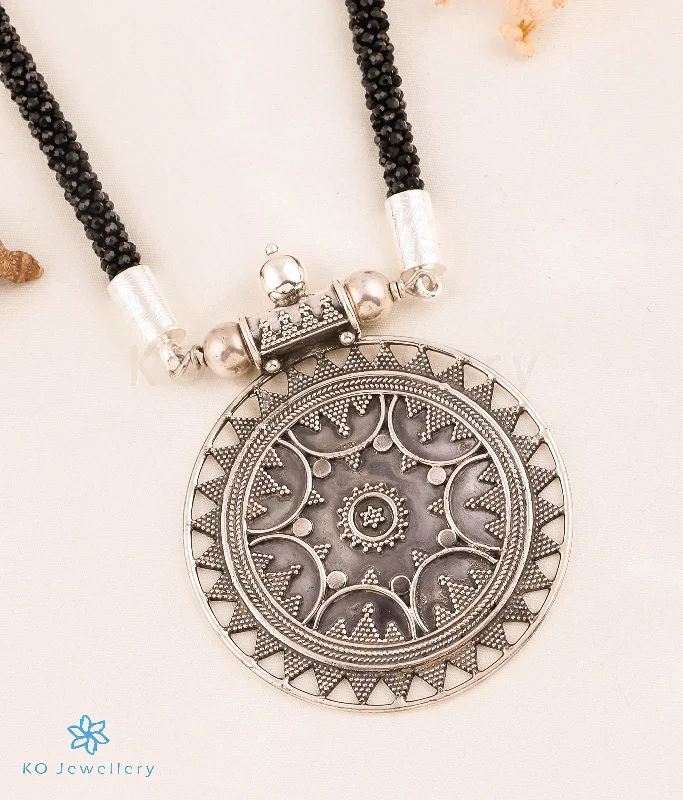 sterling silver necklaces for women -luxury diamond necklaces for women -The Asmi Silver Antique Necklace