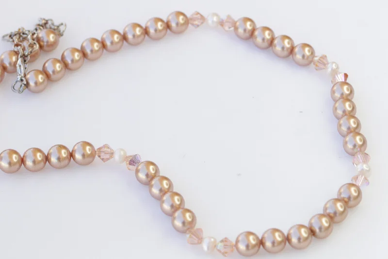 stylish necklaces for women -classic necklaces for women -BEADED PEARL NECKLACE