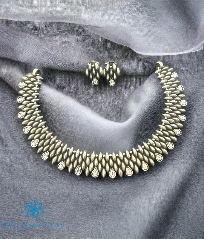 statement necklaces for women -choker necklaces for women -The Kanika Silver Necklace & Earrings