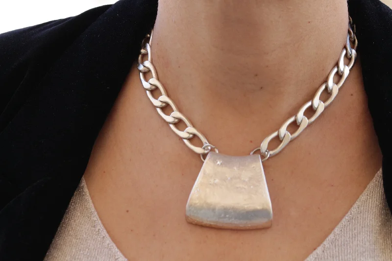 simple necklaces for women -fashion necklaces for women -SILVER PENDANT Necklace